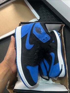 Nike Air Jordan 1 Mid - Black & Royal Blue